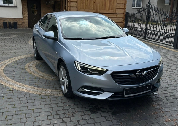 Opel Insignia cena 59700 przebieg: 187000, rok produkcji 2017 z Kościerzyna małe 407